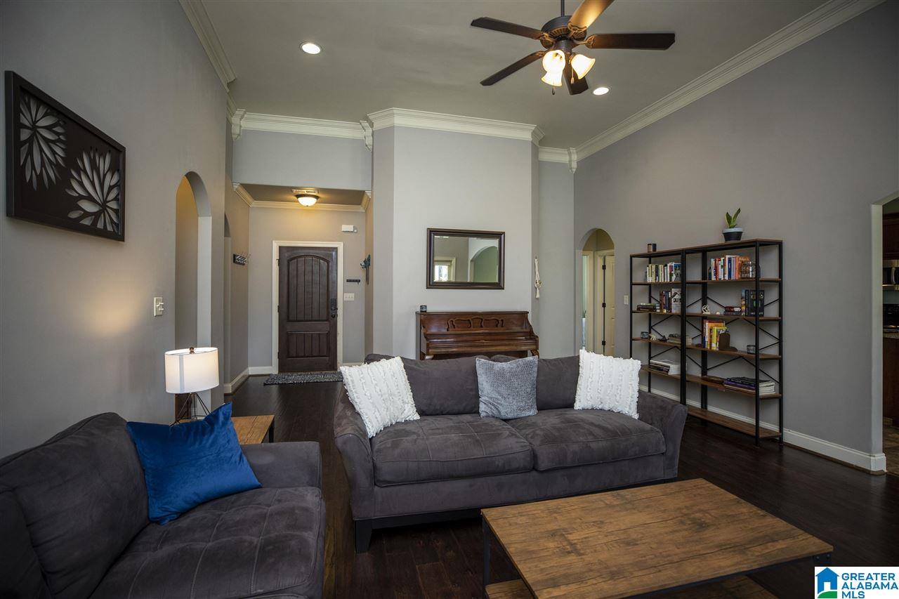 112 Sitton Circle Sterrett, AL 35147 - Photo 6 of 28