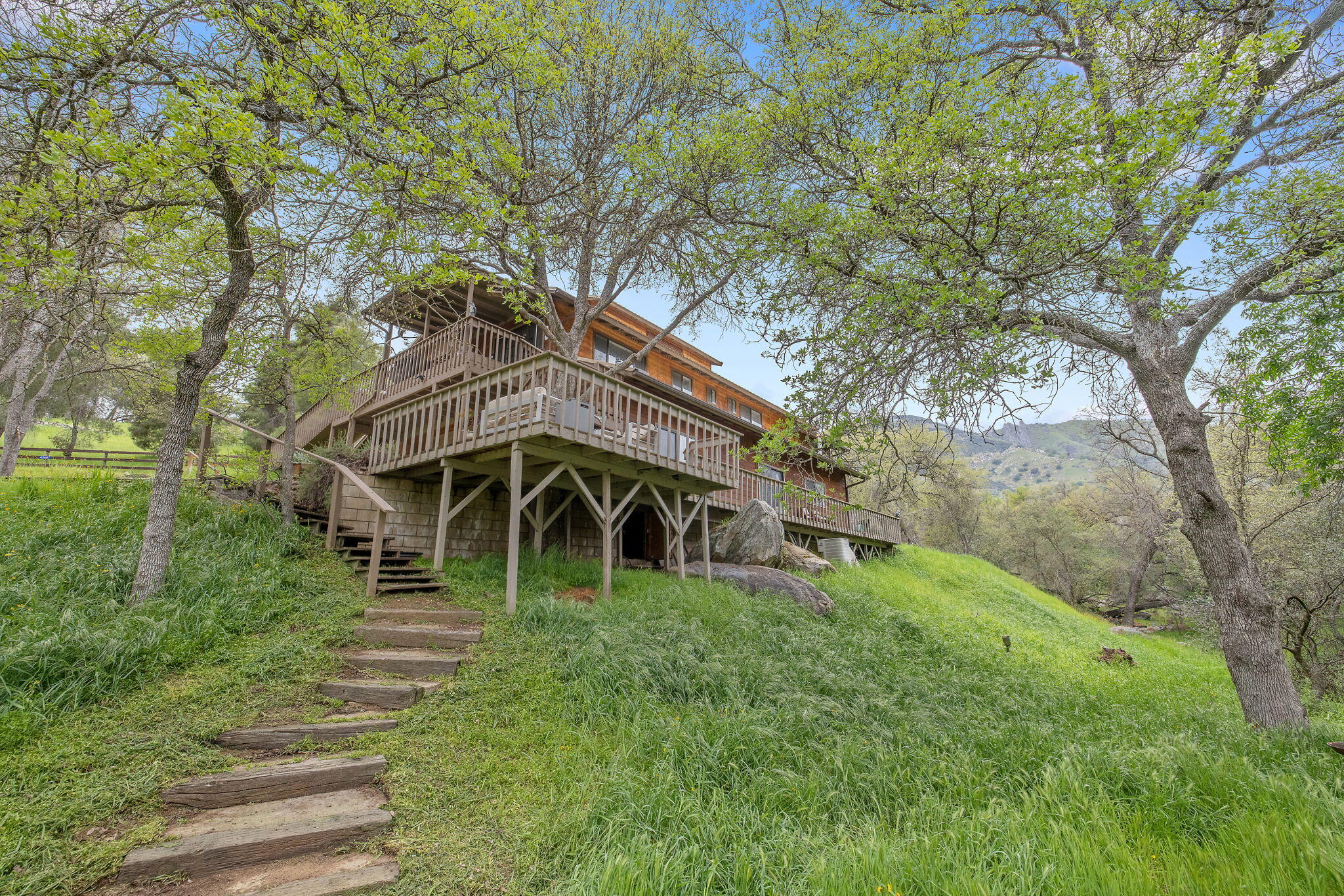43677 Washburn Drive Three Rivers, CA 93271 - Photo 4 of 80 84-web-or-mls-713A9695