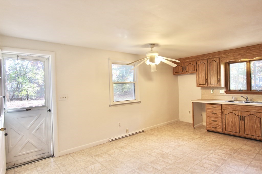 64 River Street Middleton, MA 01949 - Photo 8 of 33