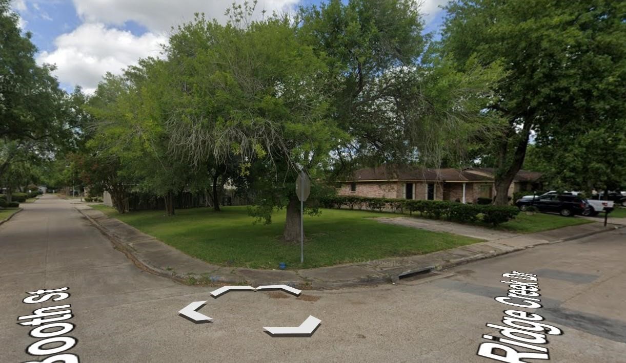 4985 East Ridge Creek Drive Houston, TX 77053 - Photo 7 of 11