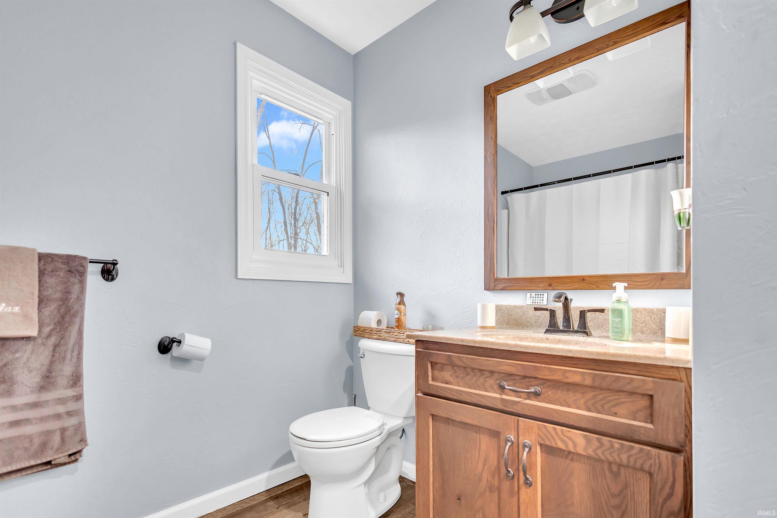 240 North Cleveland Street Bloomfield, IN 47424 - Photo 12 of 16