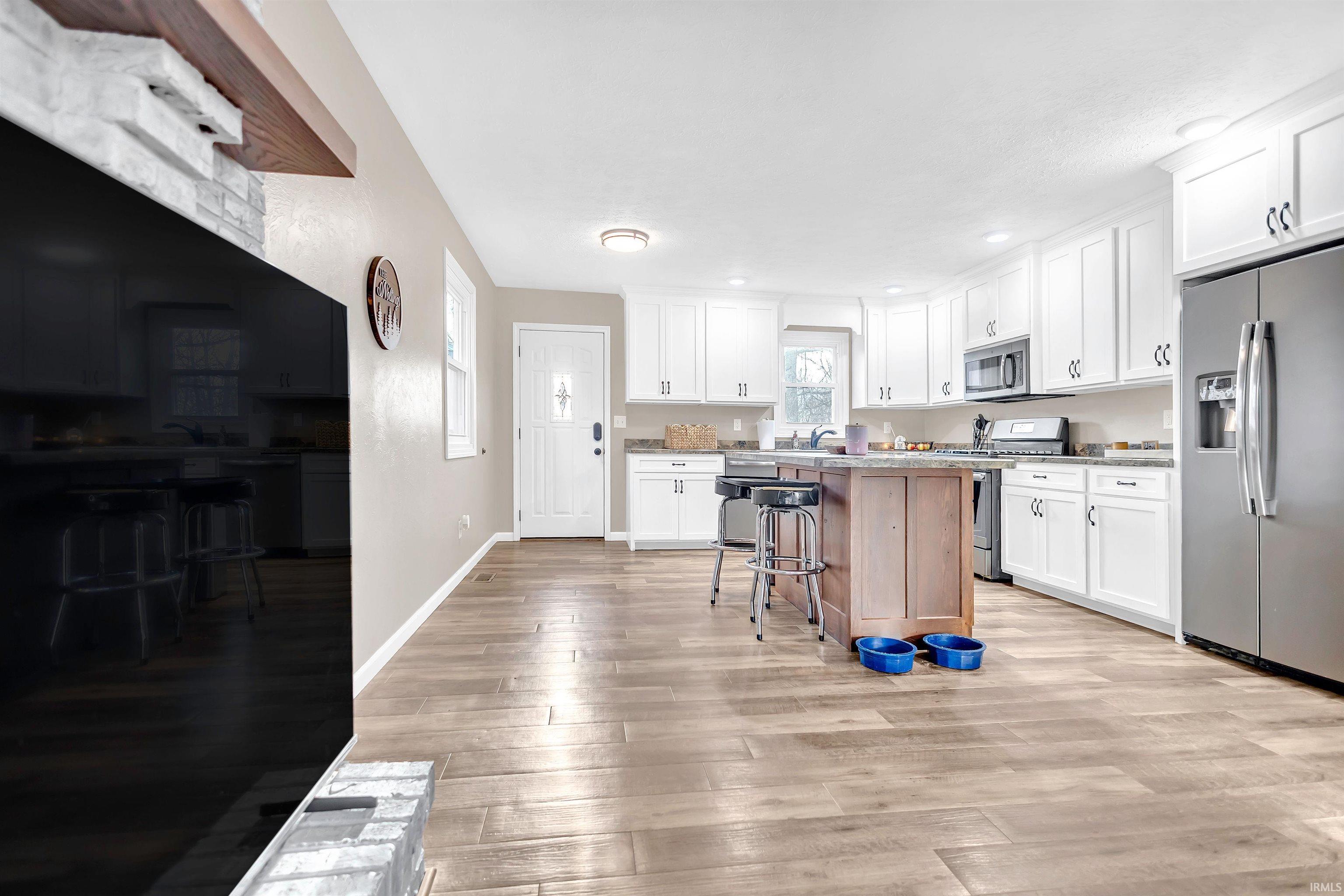 240 North Cleveland Street Bloomfield, IN 47424 - Photo 6 of 16