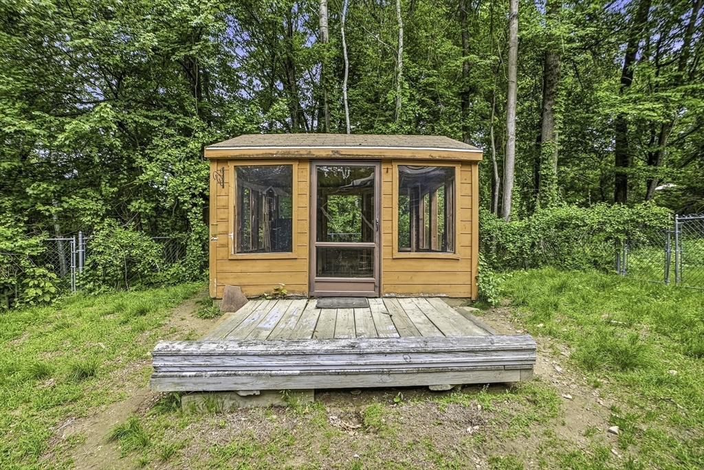 59 Woodland Road Southborough, MA 01772 - Photo 34 of 40