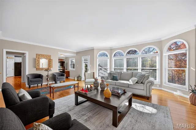 $820,000 | 17644 Myrtlewood Drive, Chesterfield, MO 63005