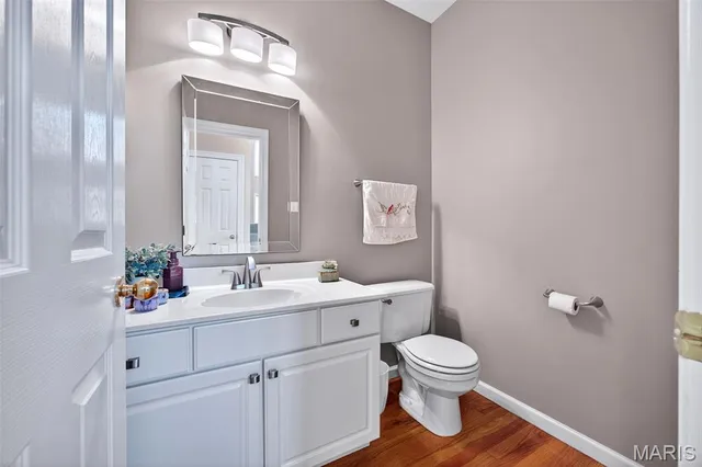 $820,000 | 17644 Myrtlewood Drive, Chesterfield, MO 63005