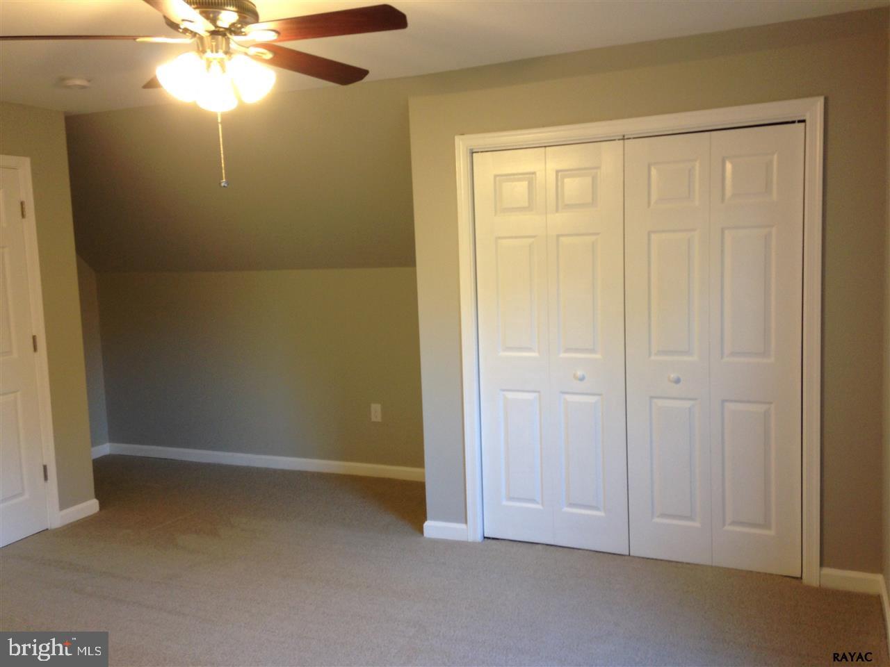 96 Robin Trail Delta, PA 17314 - Photo 8 of 9 Gallery Image 8