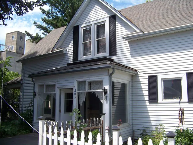 $287,500 | 203 East Brewster Street, Fairfield, WA 99012