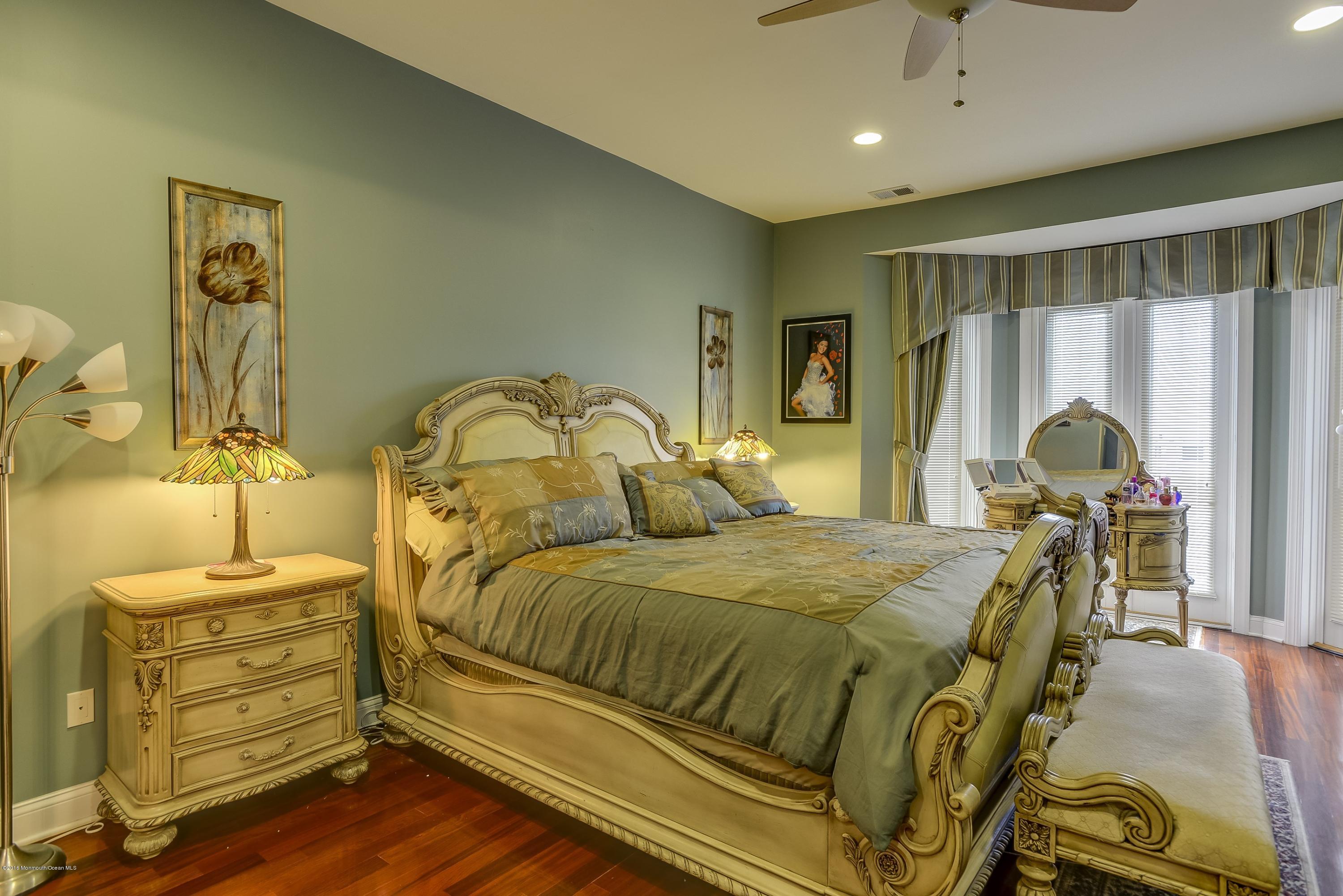 9 Embry Farm Road Marlboro, NJ 07746 - Photo 23 of 36 045_Bedroom