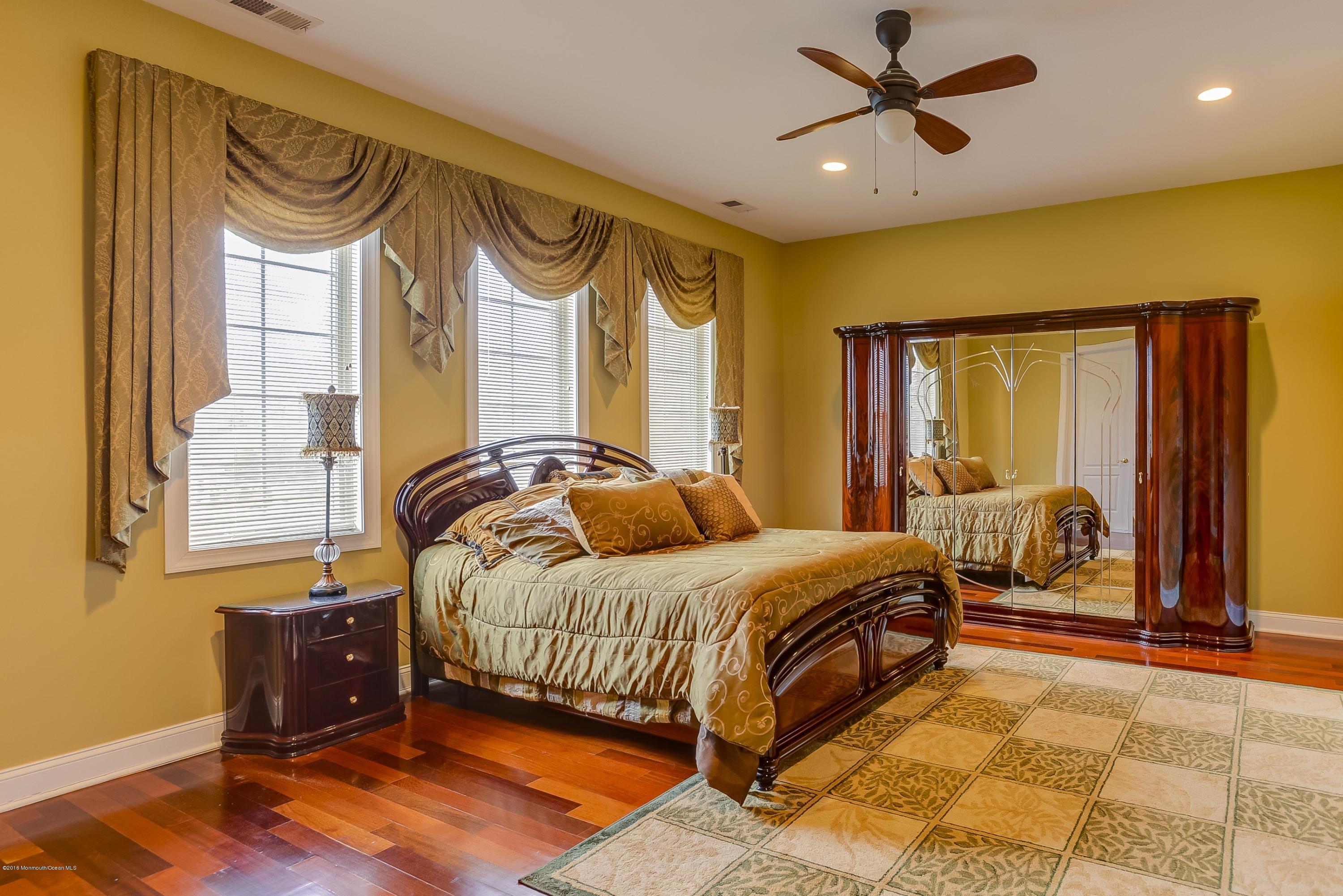 9 Embry Farm Road Marlboro, NJ 07746 - Photo 24 of 36 046_Bedroom