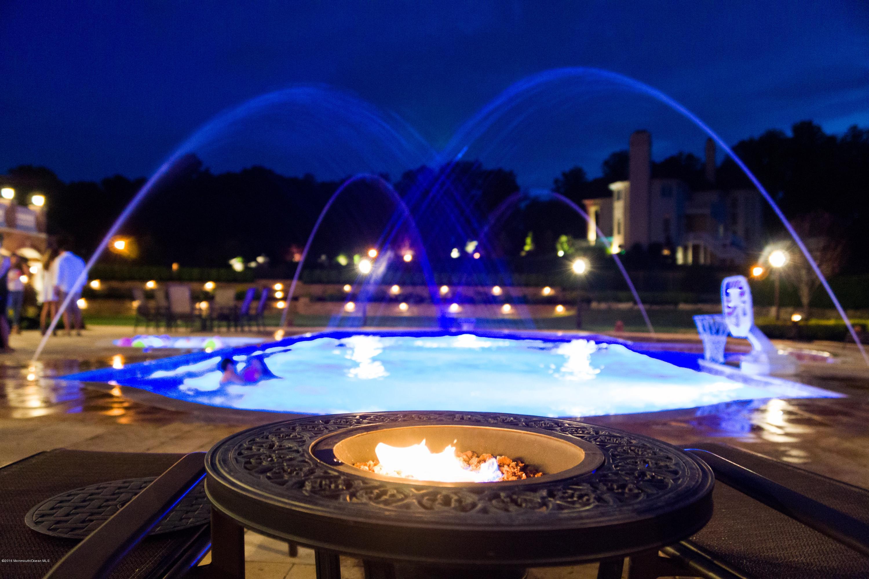 9 Embry Farm Road Marlboro, NJ 07746 - Photo 35 of 36 065_Pool