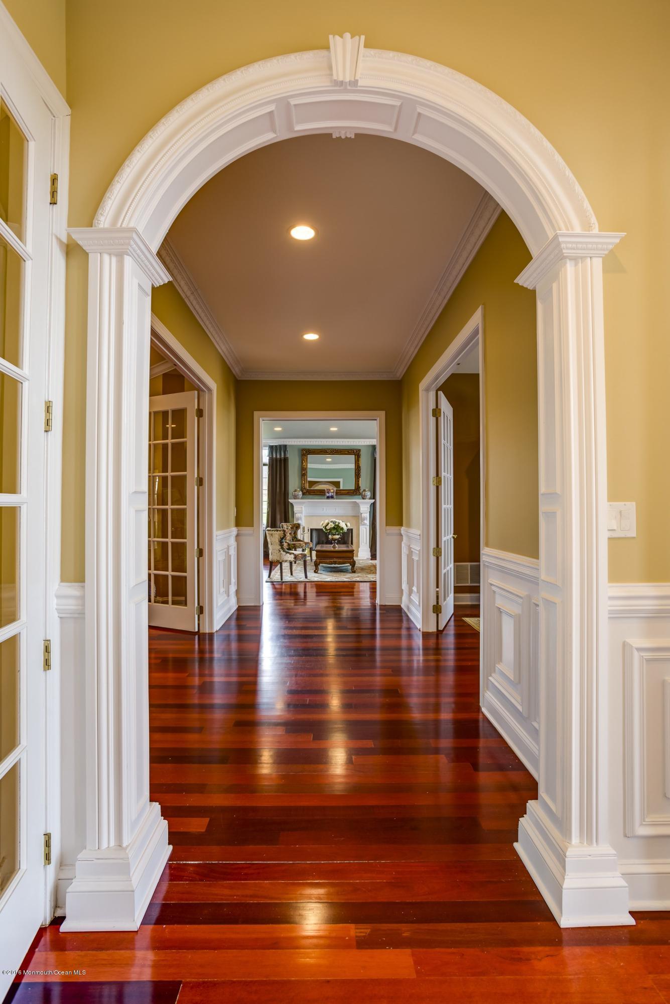 9 Embry Farm Road Marlboro, NJ 07746 - Photo 6 of 36 014_Archway