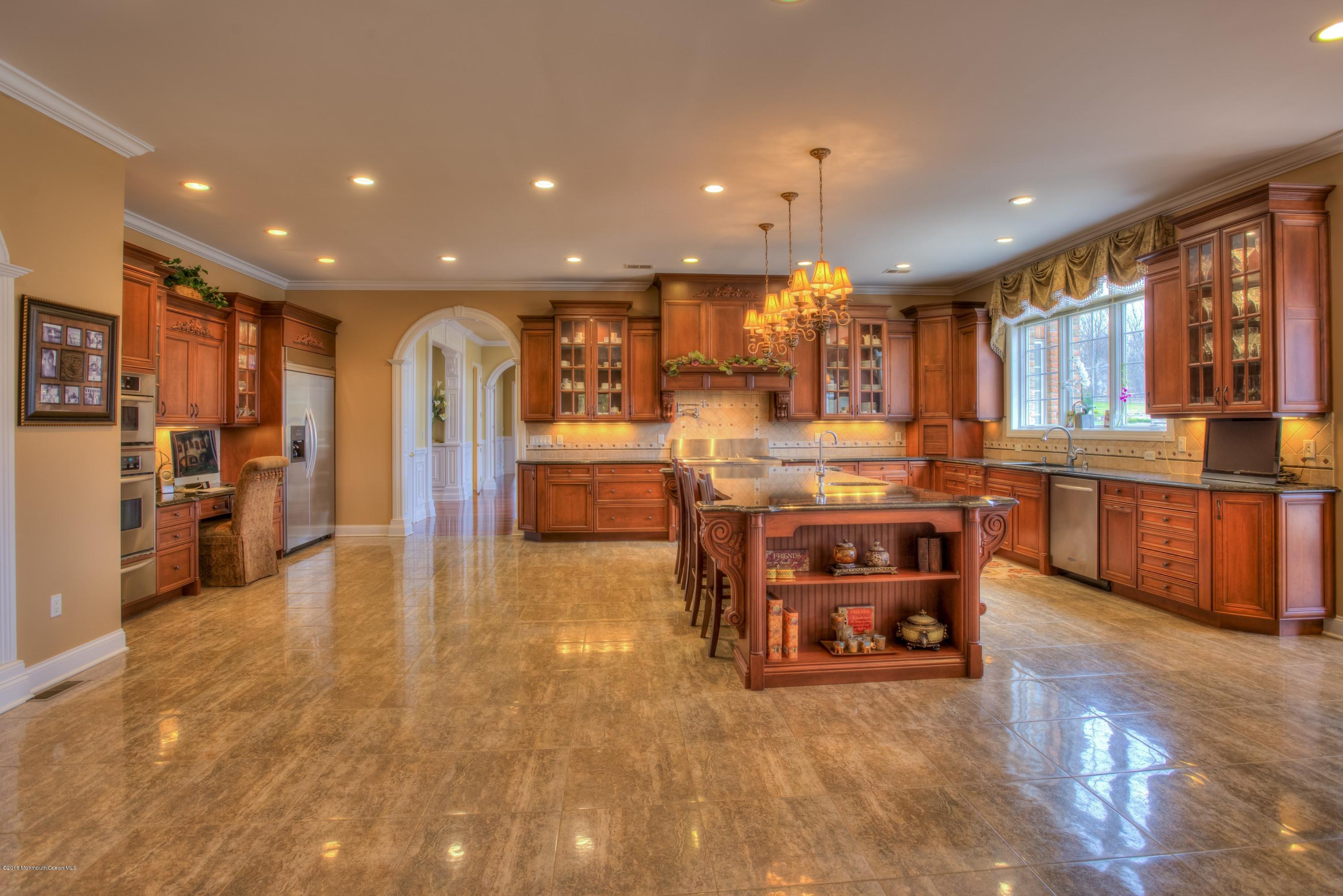 9 Embry Farm Road Marlboro, NJ 07746 - Photo 9 of 36 020_Kitchen