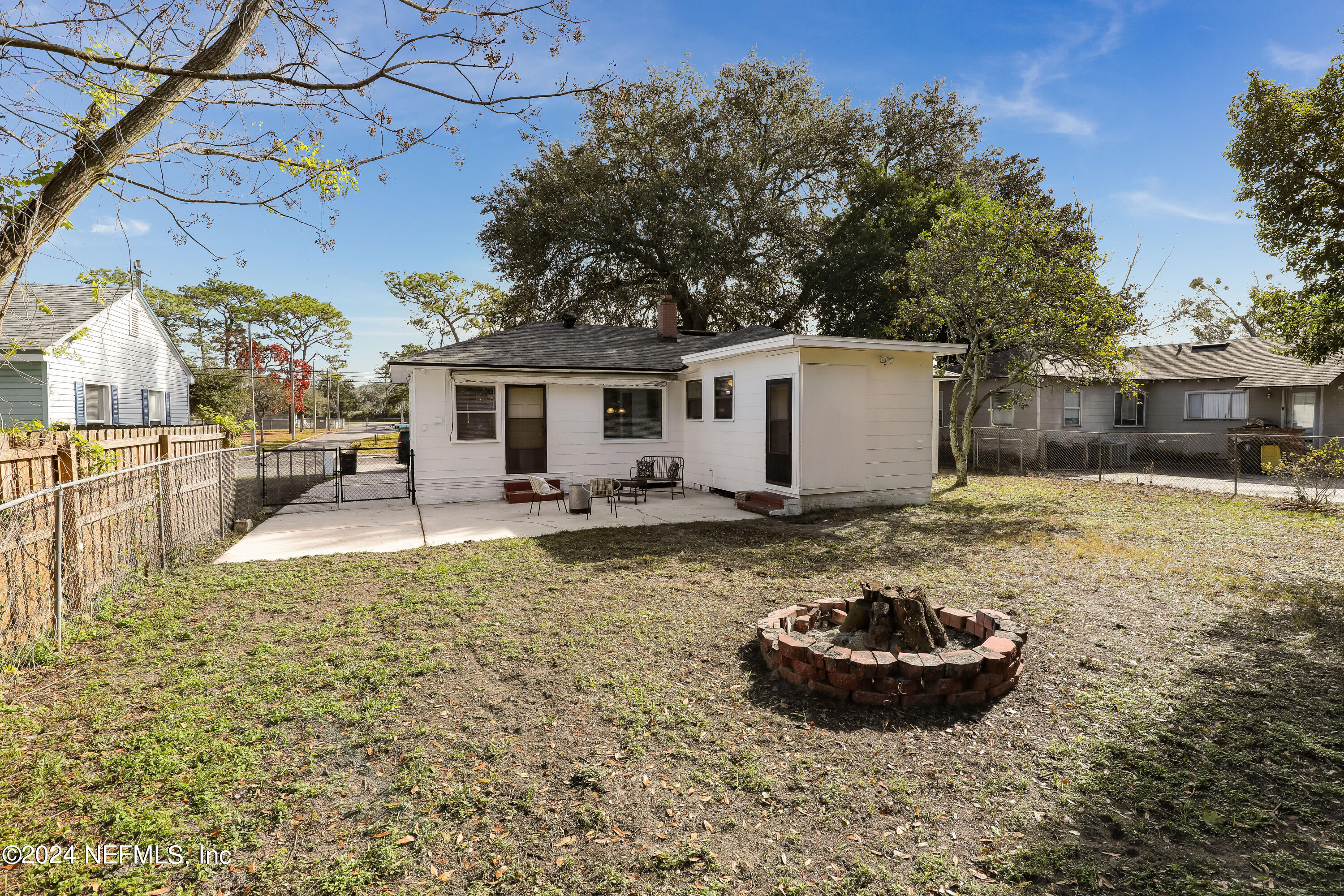 2446 Bayview Road Jacksonville, FL 32210 - Photo 26 of 33 Backyard