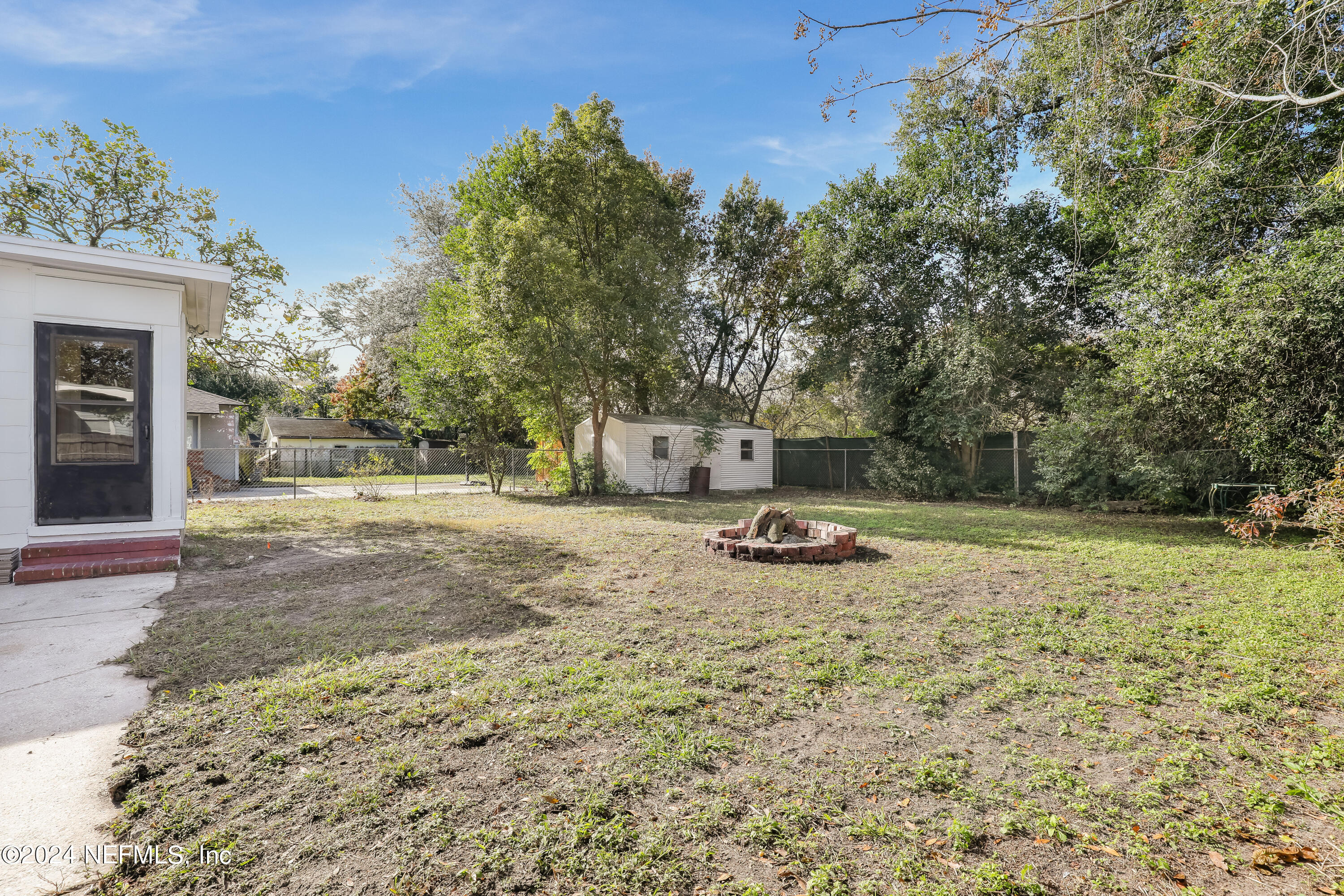 2446 Bayview Road Jacksonville, FL 32210 - Photo 27 of 33 28. Backyard