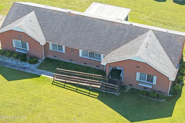 $265,000 | 1960 Edwards Fork Road, Scotland Neck, NC 27874