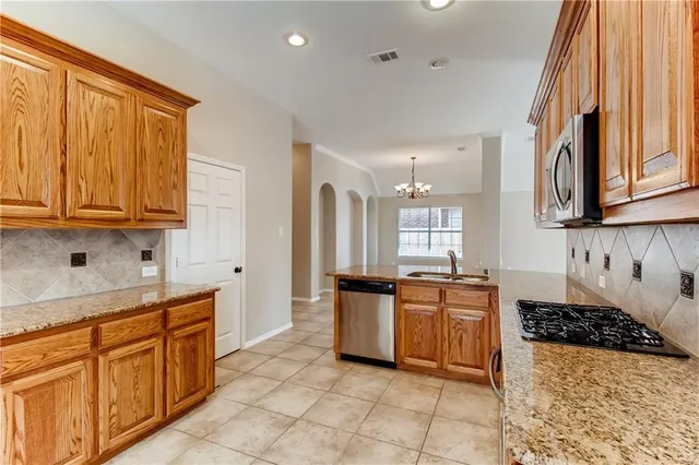 $2,400 | 12621 Greenhaven Drive, Frisco, TX 75035