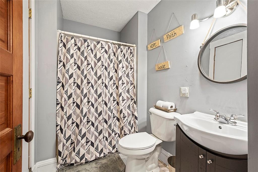 3467 State Road New Castle, PA 16101 - Photo 16 of 24