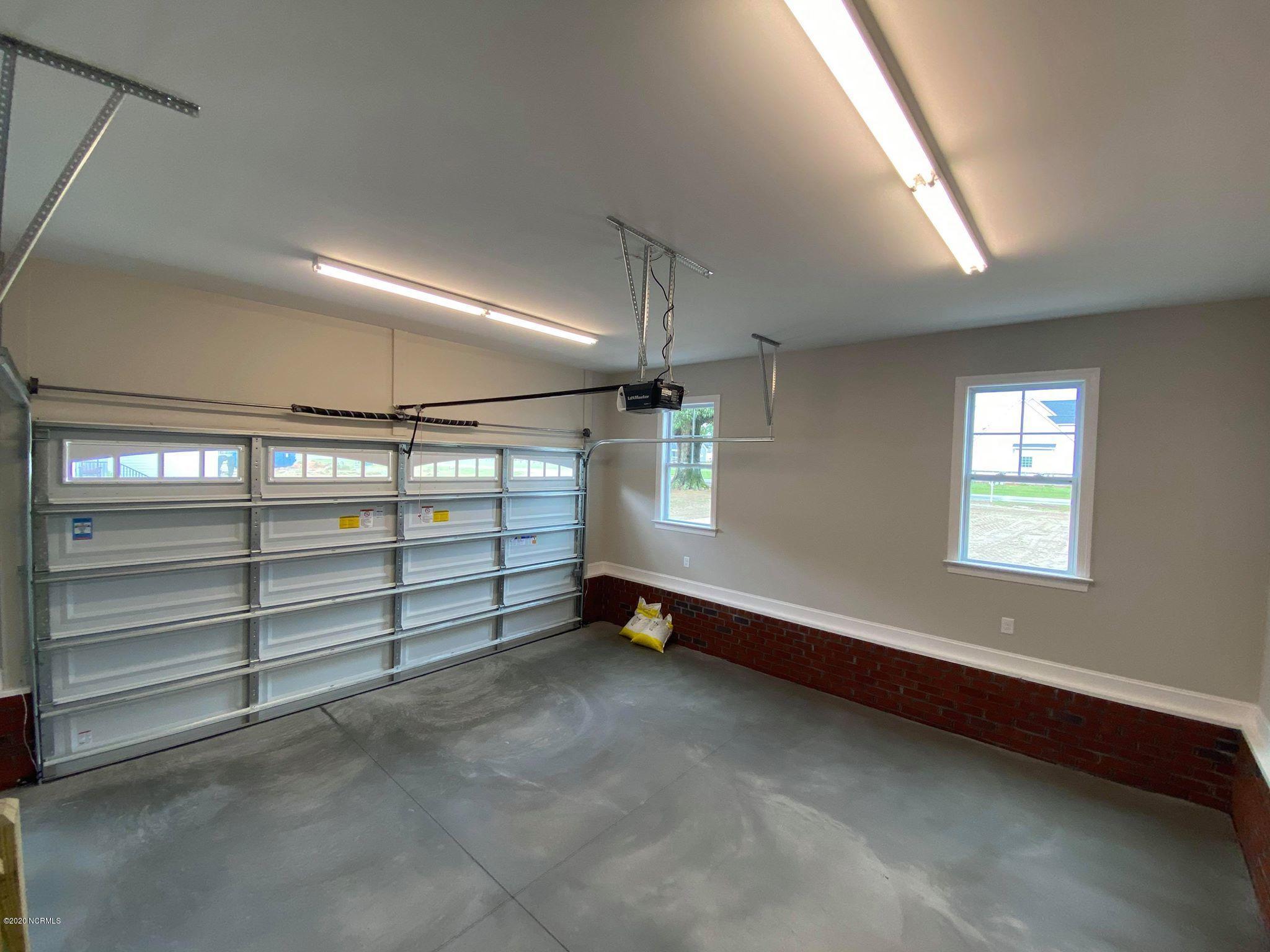 3963 Loop Road Nashville, NC 27856 - Photo 14 of 17 106484330_3001533686591607_4621729614629