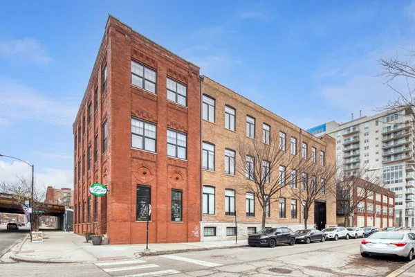 $3,925 | 729 North Sangamon Street, Unit 410, Chicago, IL 60642