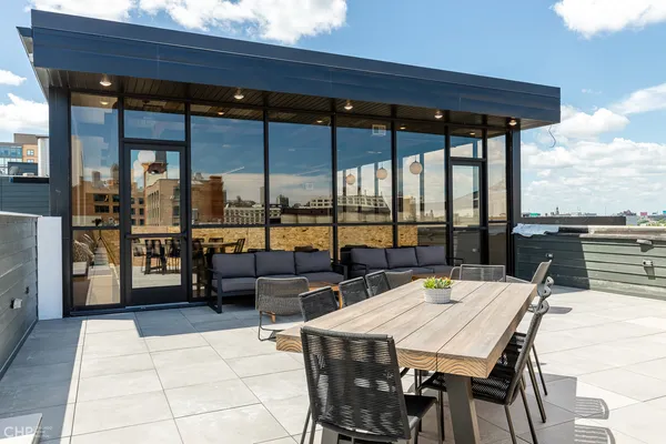 $3,925 | 729 North Sangamon Street, Unit 410, Chicago, IL 60642