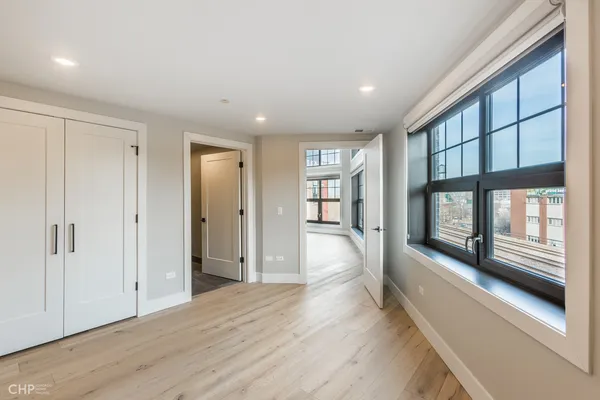 $3,925 | 729 North Sangamon Street, Unit 410, Chicago, IL 60642