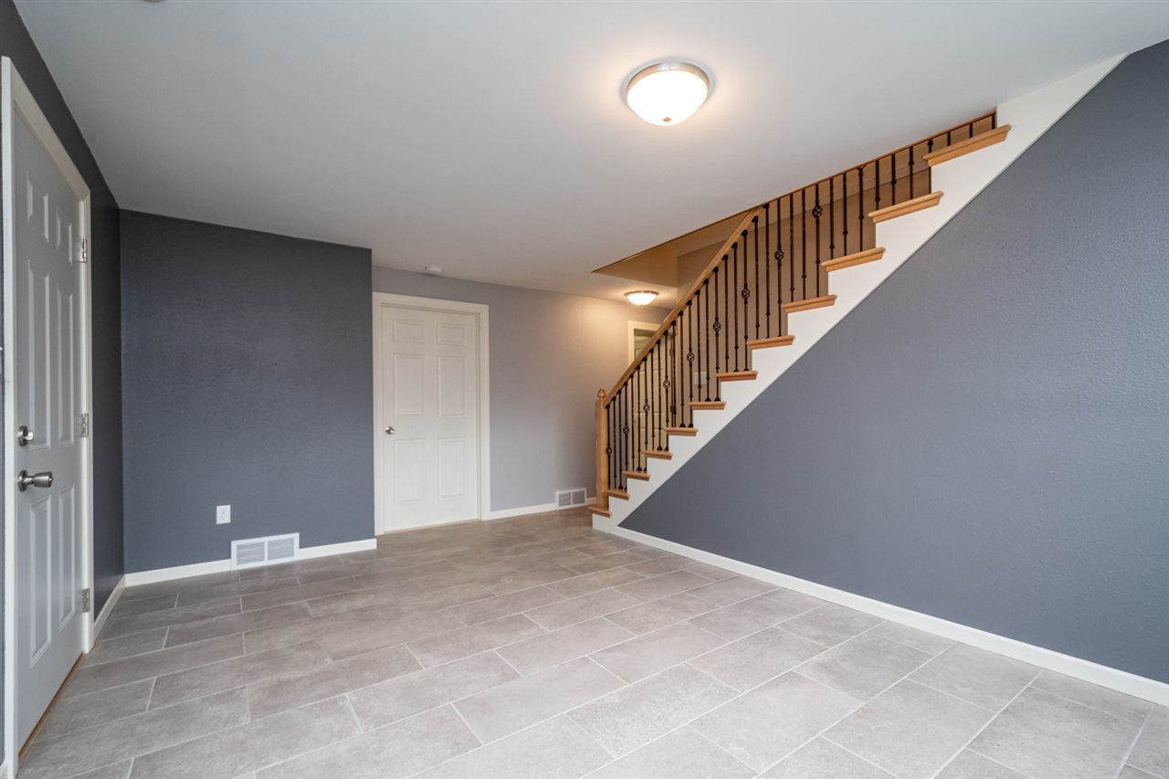 1311 Stoney Point Road Northwest Cedar Rapids, IA 52405 - Photo 21 of 33 Gallery Image 21