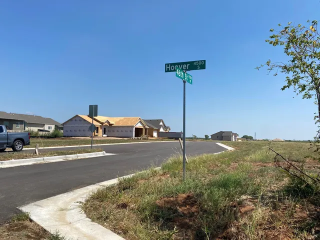 $279,900 | 5414 West 46th Street South, Wichita, KS 67215