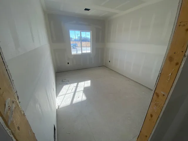 $279,900 | 5414 West 46th Street South, Wichita, KS 67215