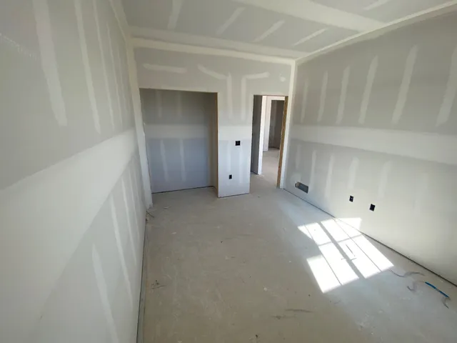 $279,900 | 5414 West 46th Street South, Wichita, KS 67215