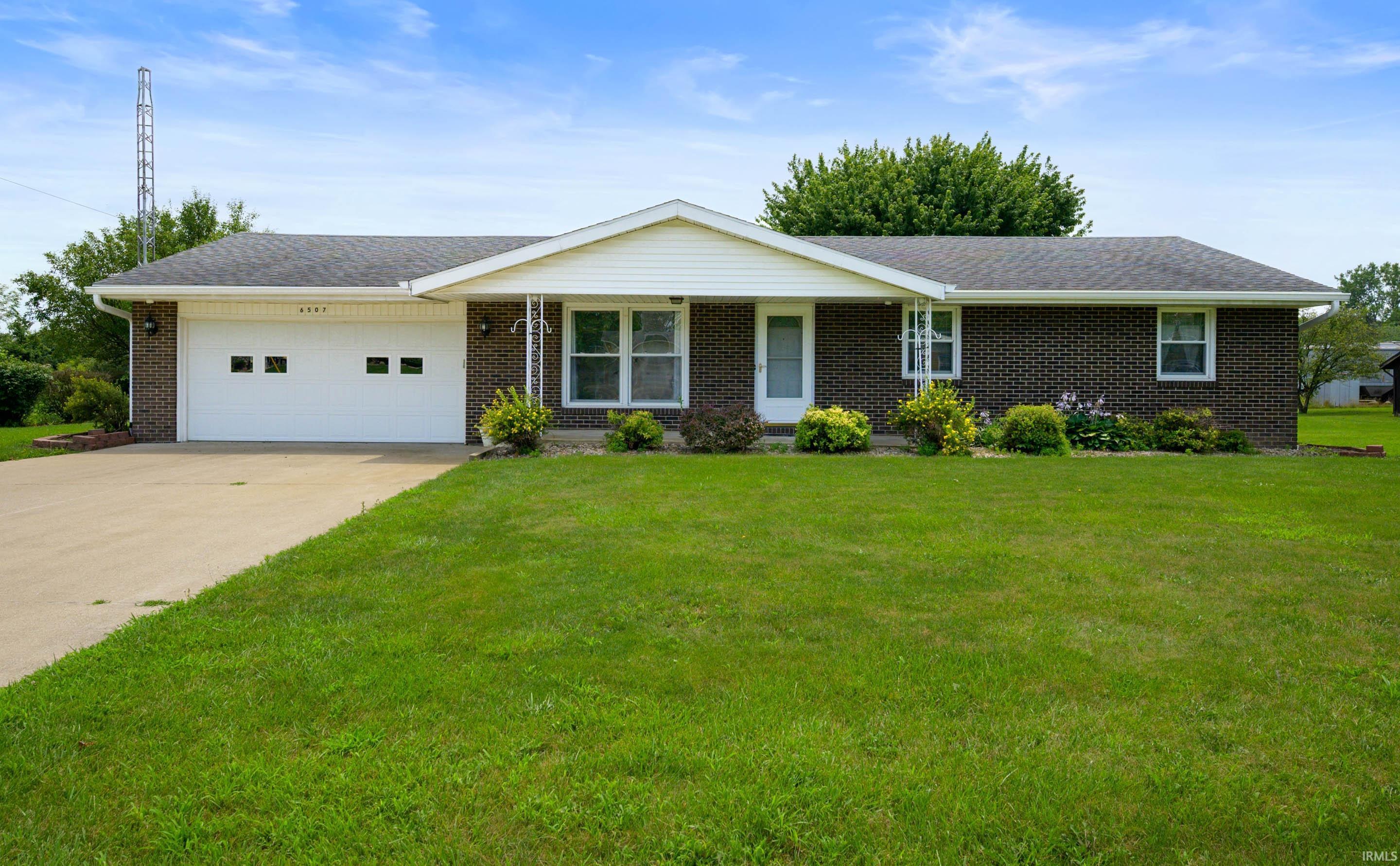 6507 East Piccadilly Road Muncie, IN 47303 - Photo 1 of 25 Gallery Image 1