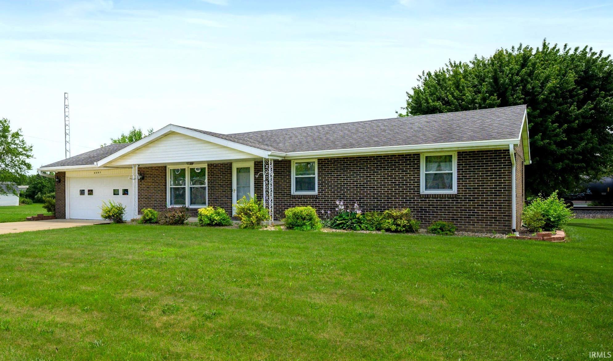 6507 East Piccadilly Road Muncie, IN 47303 - Photo 2 of 25 Gallery Image 2