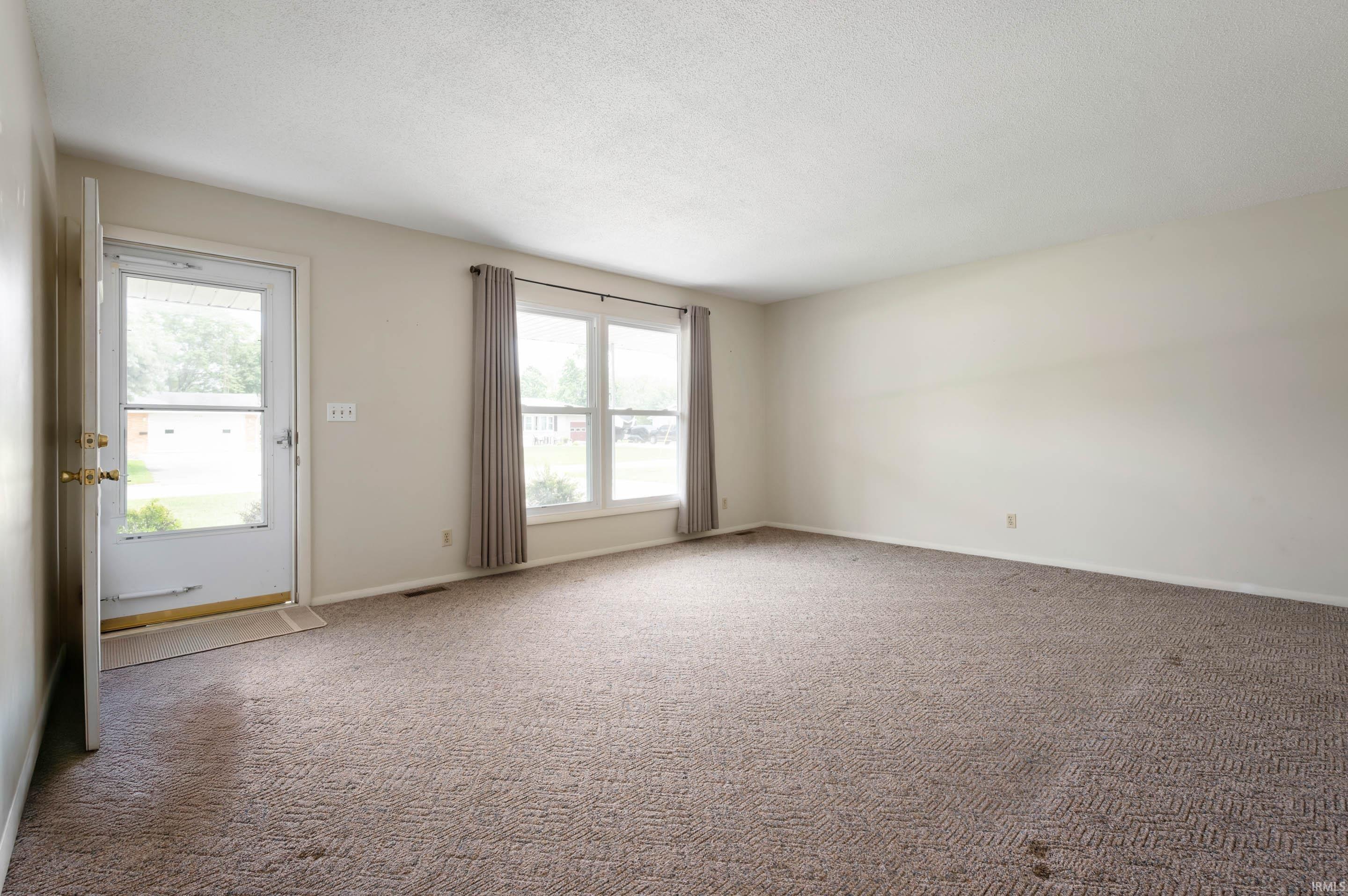 6507 East Piccadilly Road Muncie, IN 47303 - Photo 7 of 25 Gallery Image 7