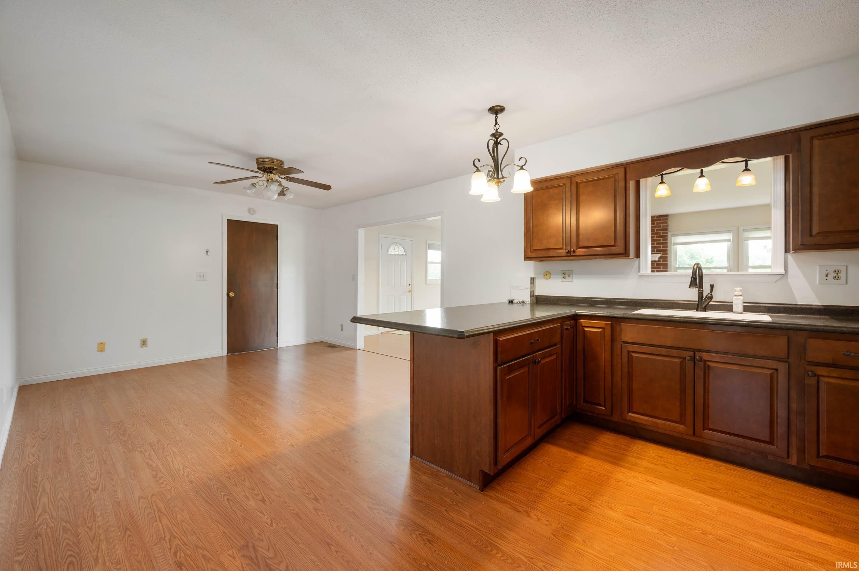 6507 East Piccadilly Road Muncie, IN 47303 - Photo 10 of 25 Gallery Image 10