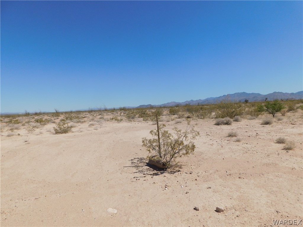 0 West Santa Fe Ranch Road Yucca, AZ 86438 - Photo 2 of 12 a view of beach and ocean