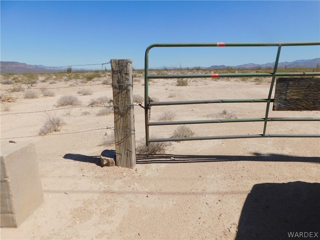 0 West Santa Fe Ranch Road Yucca, AZ 86438 - Photo 5 of 12 a view of staircase