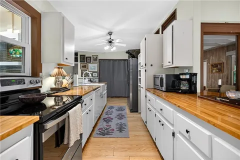 $349,999 | 130 Chestnut Street, Roswell, GA 30075