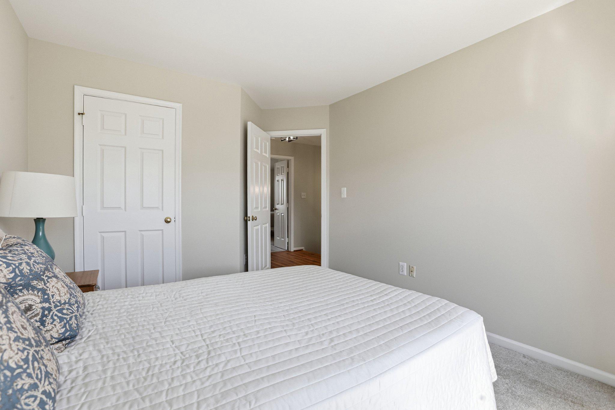 44100 Rising Sun Terrace Ashburn, VA 20147 - Photo 30 of 67 3rd floor Bedroom 3