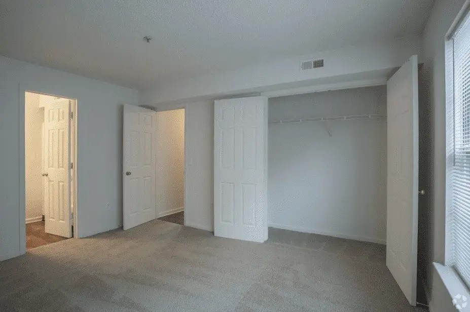 100 Marshview Drive Newport News, VA 23608 - Photo 11 of 15 a view of an empty room