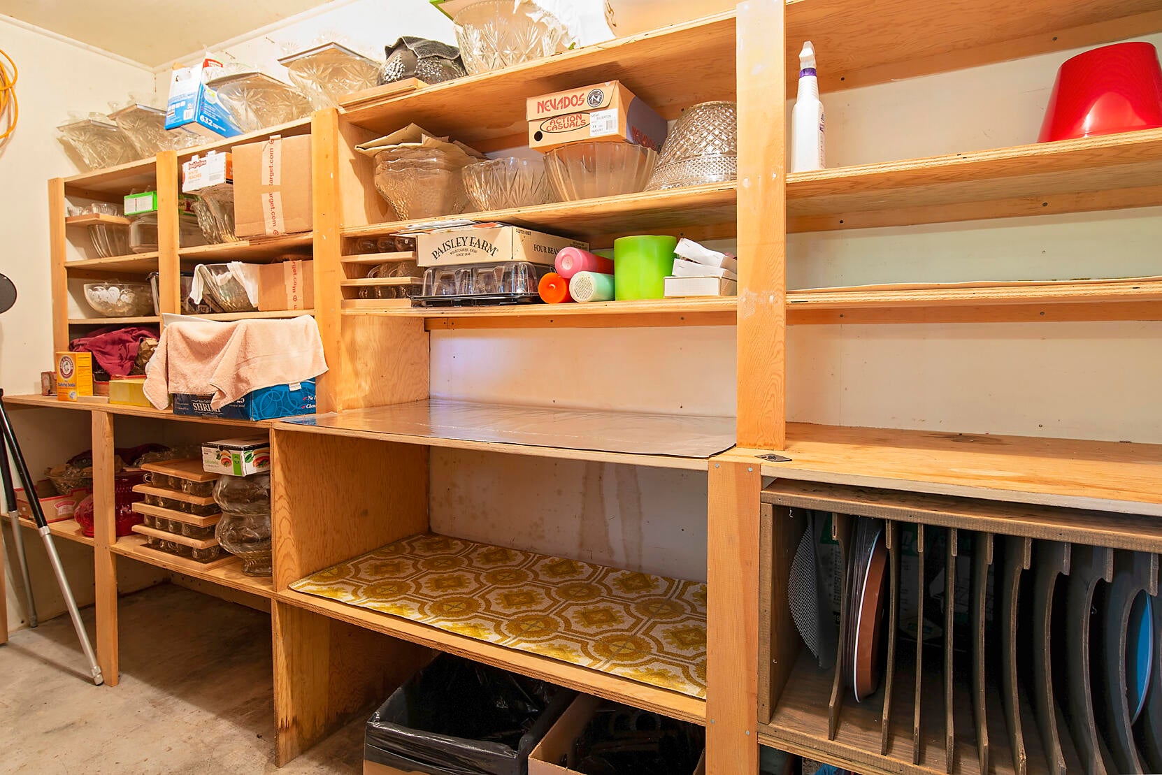 9906 Table Rock Road White City, OR 97503 - Photo 23 of 32 game room pantry
