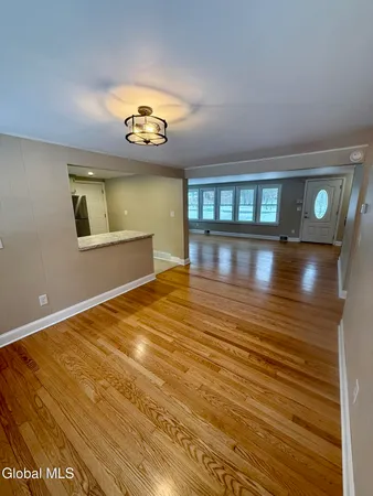 $2,300 | 2 Pinewood Court, Ballston, NY 12027