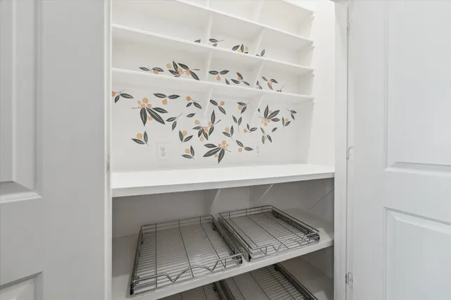 $449,000 | 2714 Strathwood Lane, Houston, TX 77082