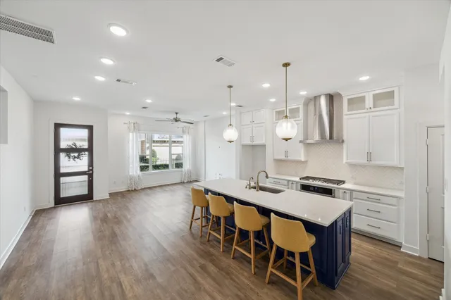 $449,000 | 2714 Strathwood Lane, Houston, TX 77082