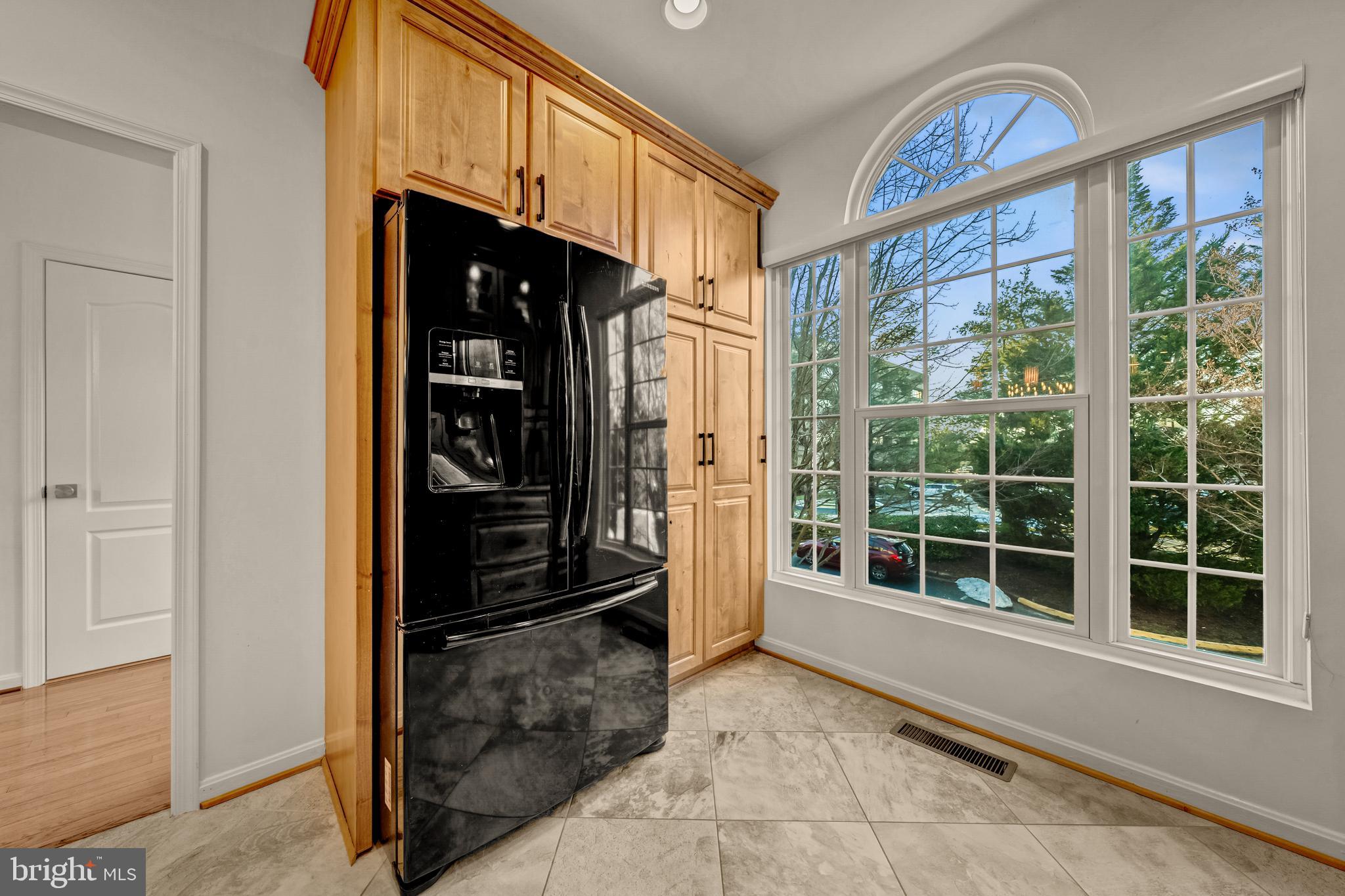 12027 Edgemere Circle Reston, VA 20190 - Photo 26 of 64