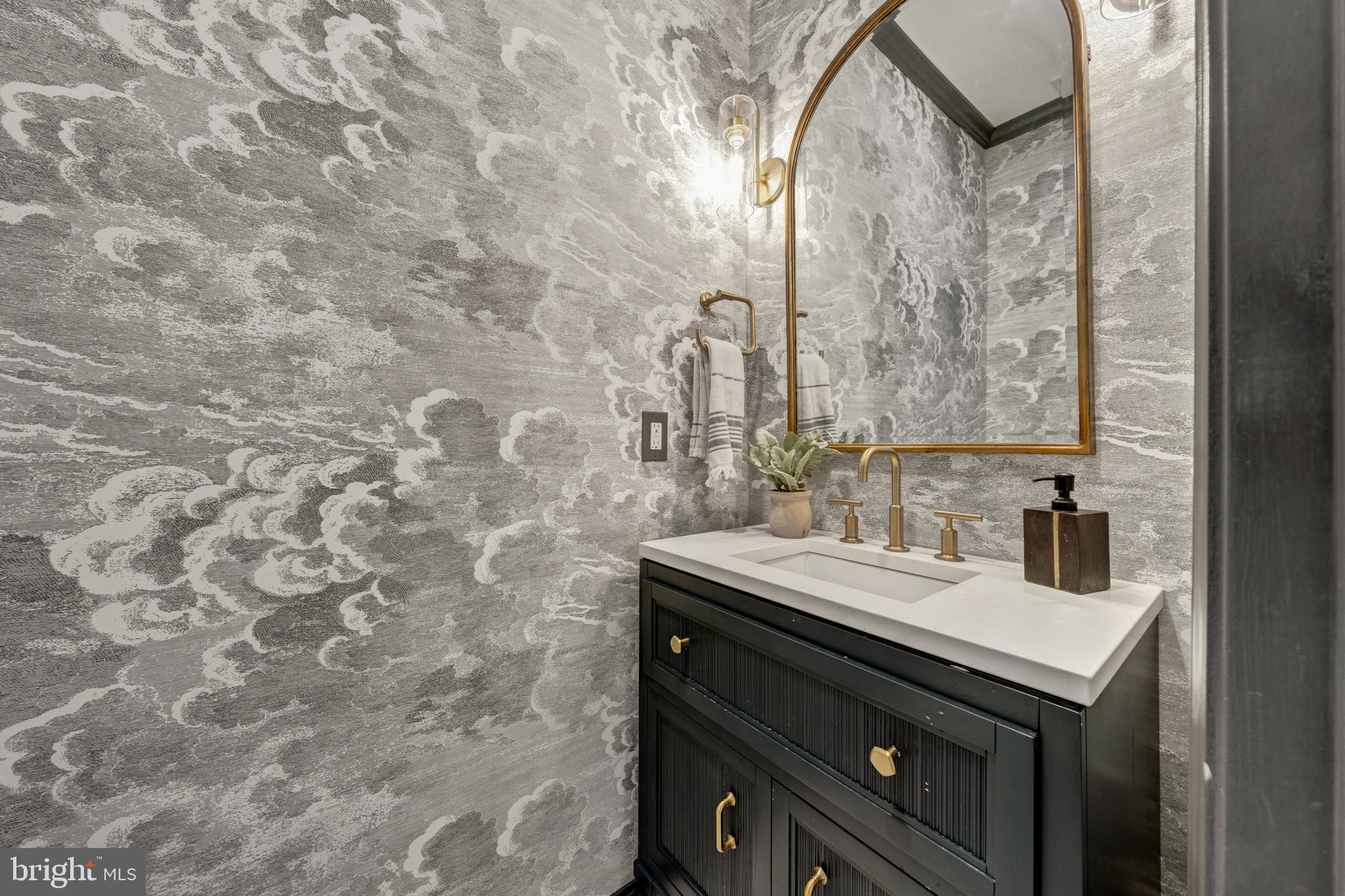 12027 Edgemere Circle Reston, VA 20190 - Photo 31 of 64