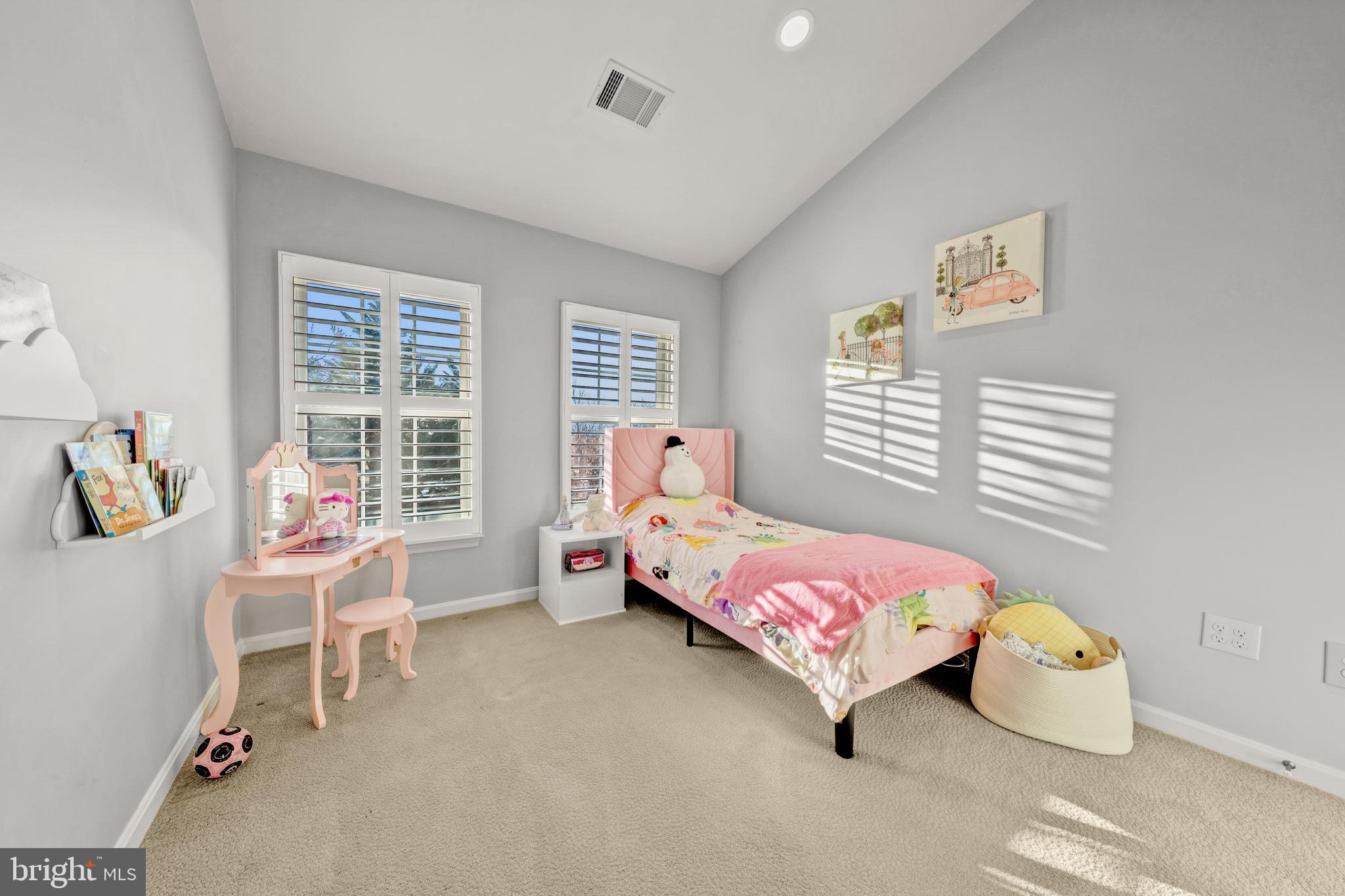 12027 Edgemere Circle Reston, VA 20190 - Photo 46 of 64