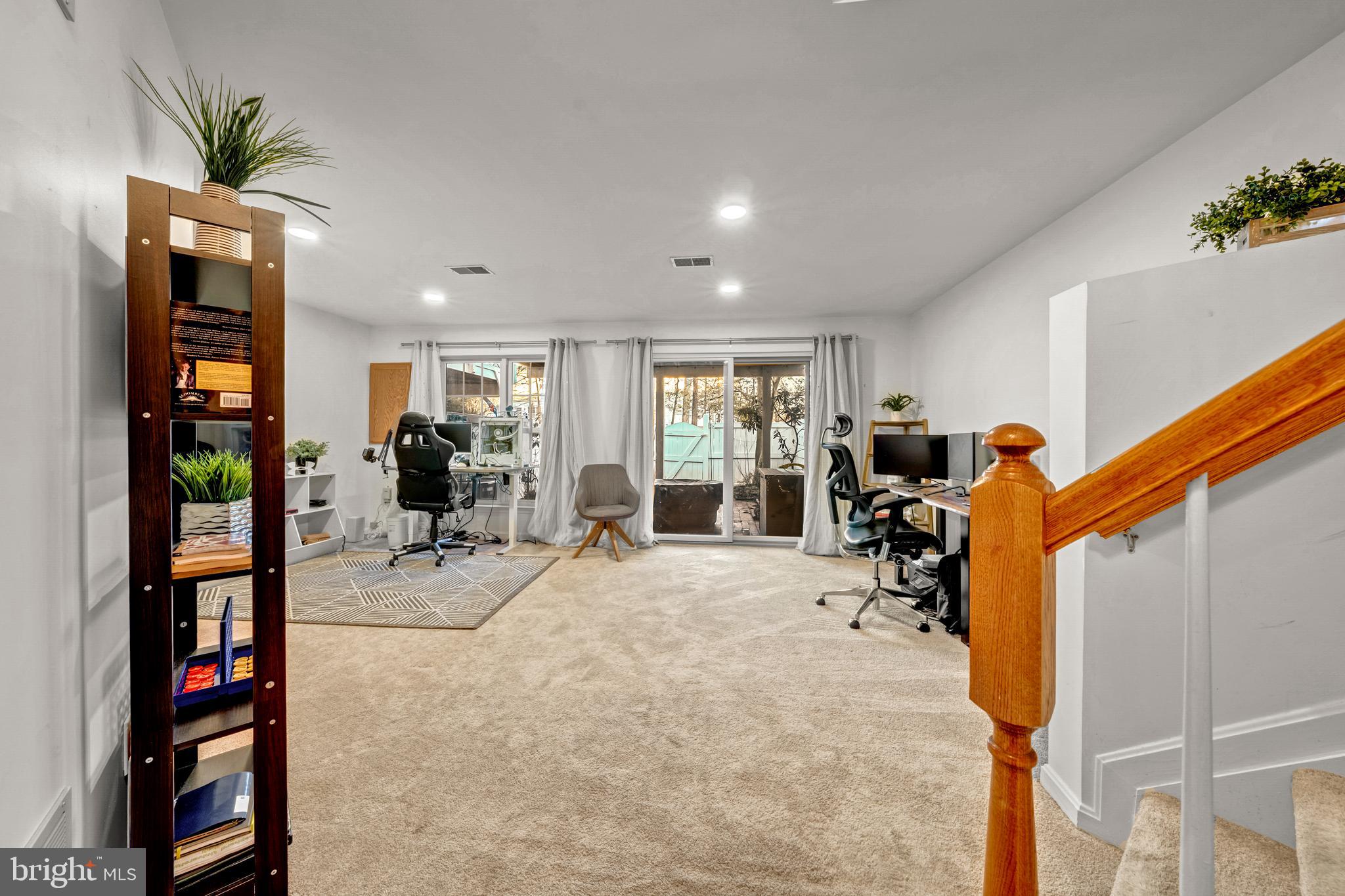 12027 Edgemere Circle Reston, VA 20190 - Photo 49 of 64