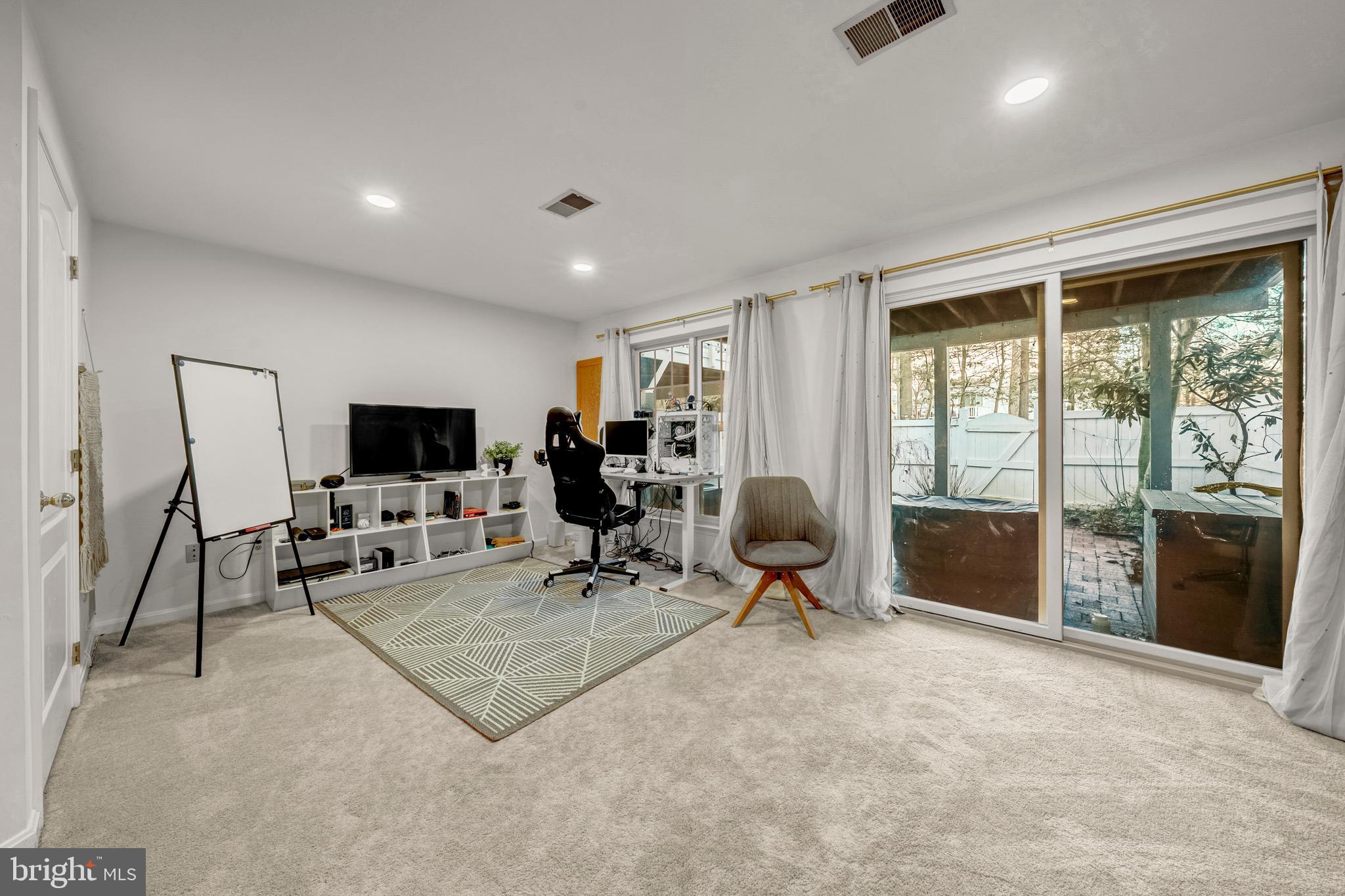 12027 Edgemere Circle Reston, VA 20190 - Photo 50 of 64