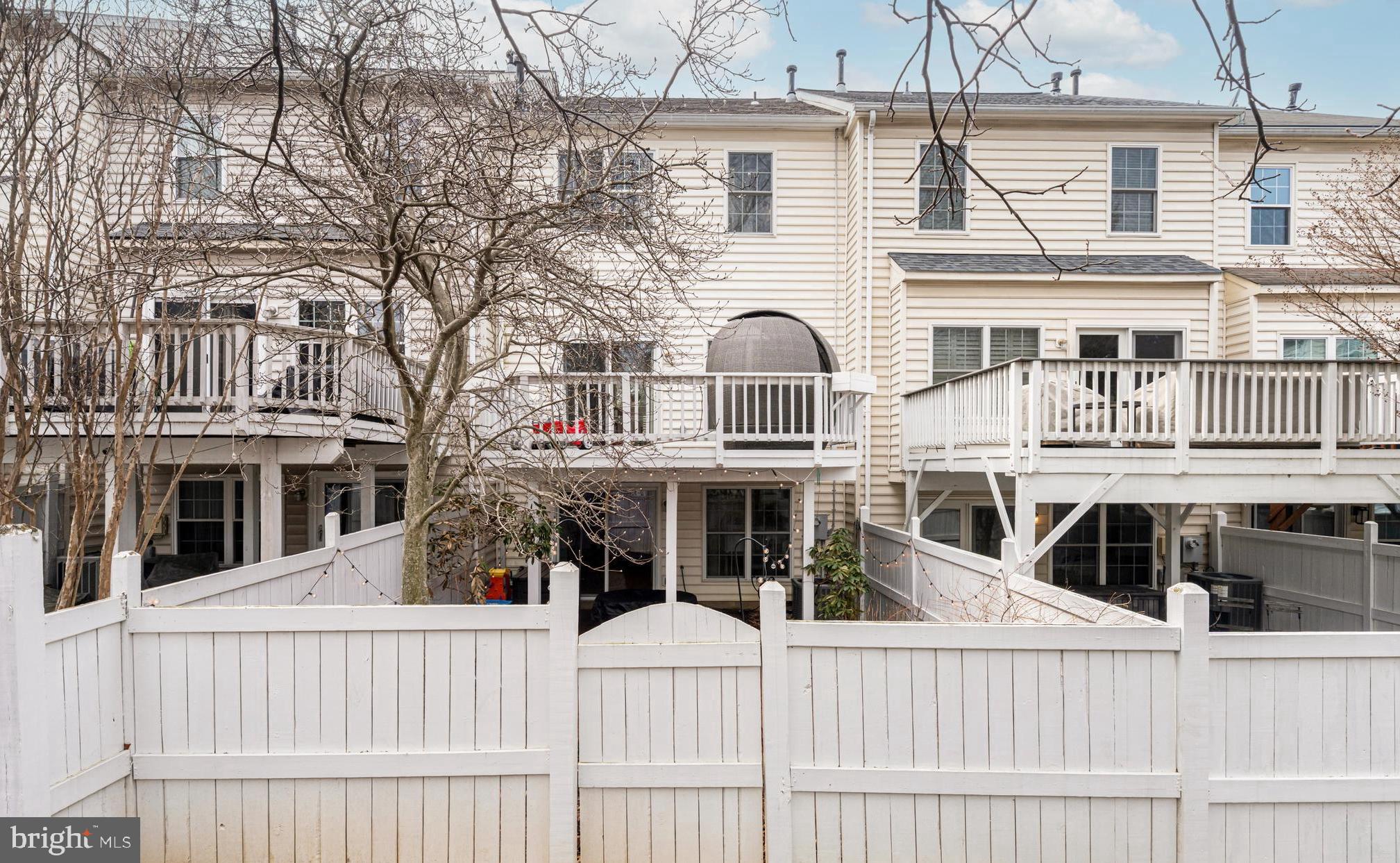 12027 Edgemere Circle Reston, VA 20190 - Photo 56 of 64