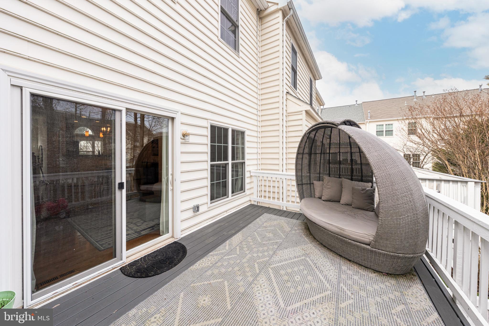 12027 Edgemere Circle Reston, VA 20190 - Photo 9 of 64