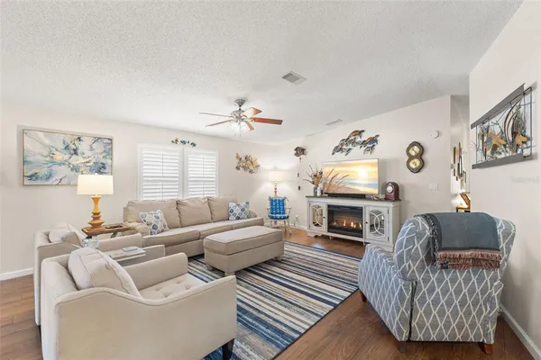 $254,900 | 624 Mt Piney Avenue Northeast, Unit 703, St. Petersburg, FL 33702